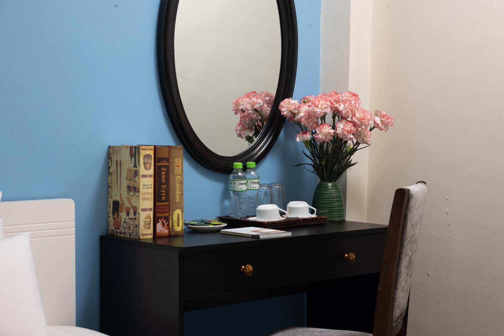 Mai Charming Hotel And Spa Hanoi Exterior photo