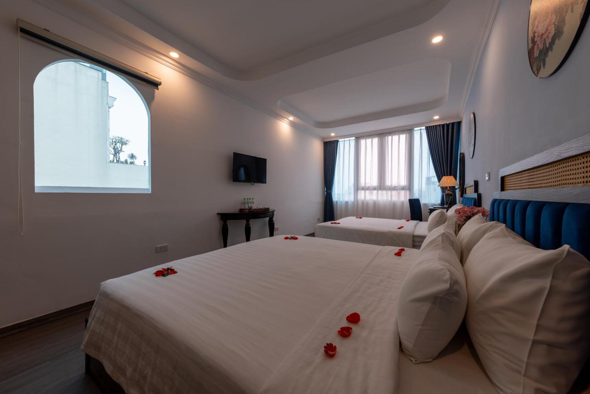 Mai Charming Hotel And Spa Hanoi Exterior photo