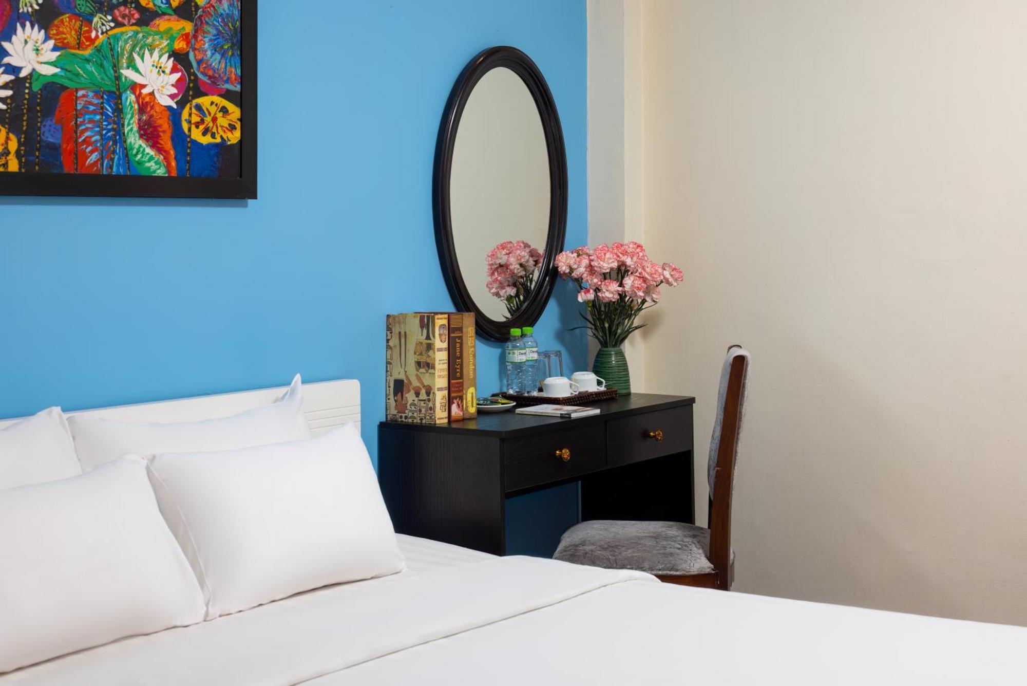 Mai Charming Hotel And Spa Hanoi Exterior photo
