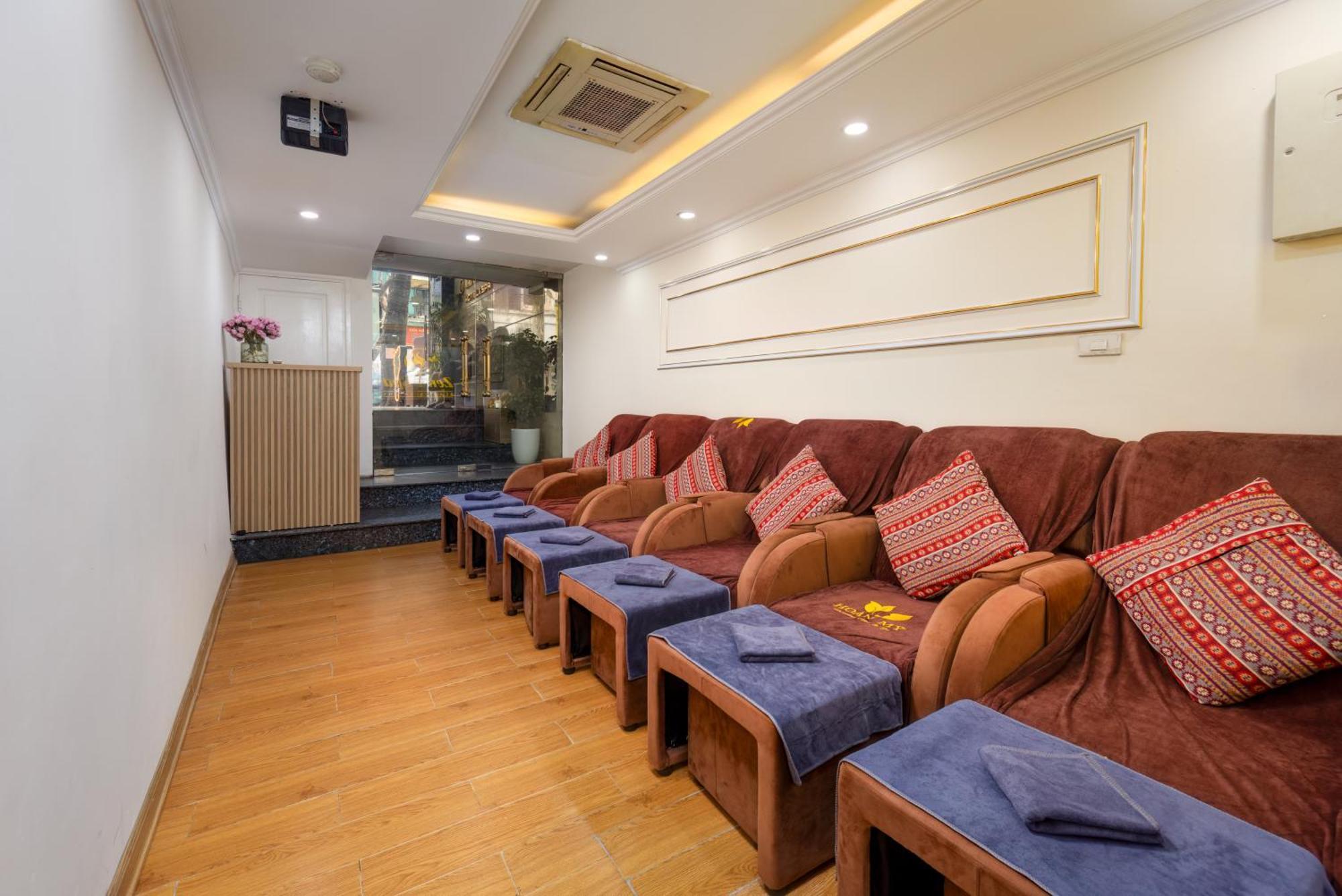 Mai Charming Hotel And Spa Hanoi Exterior photo