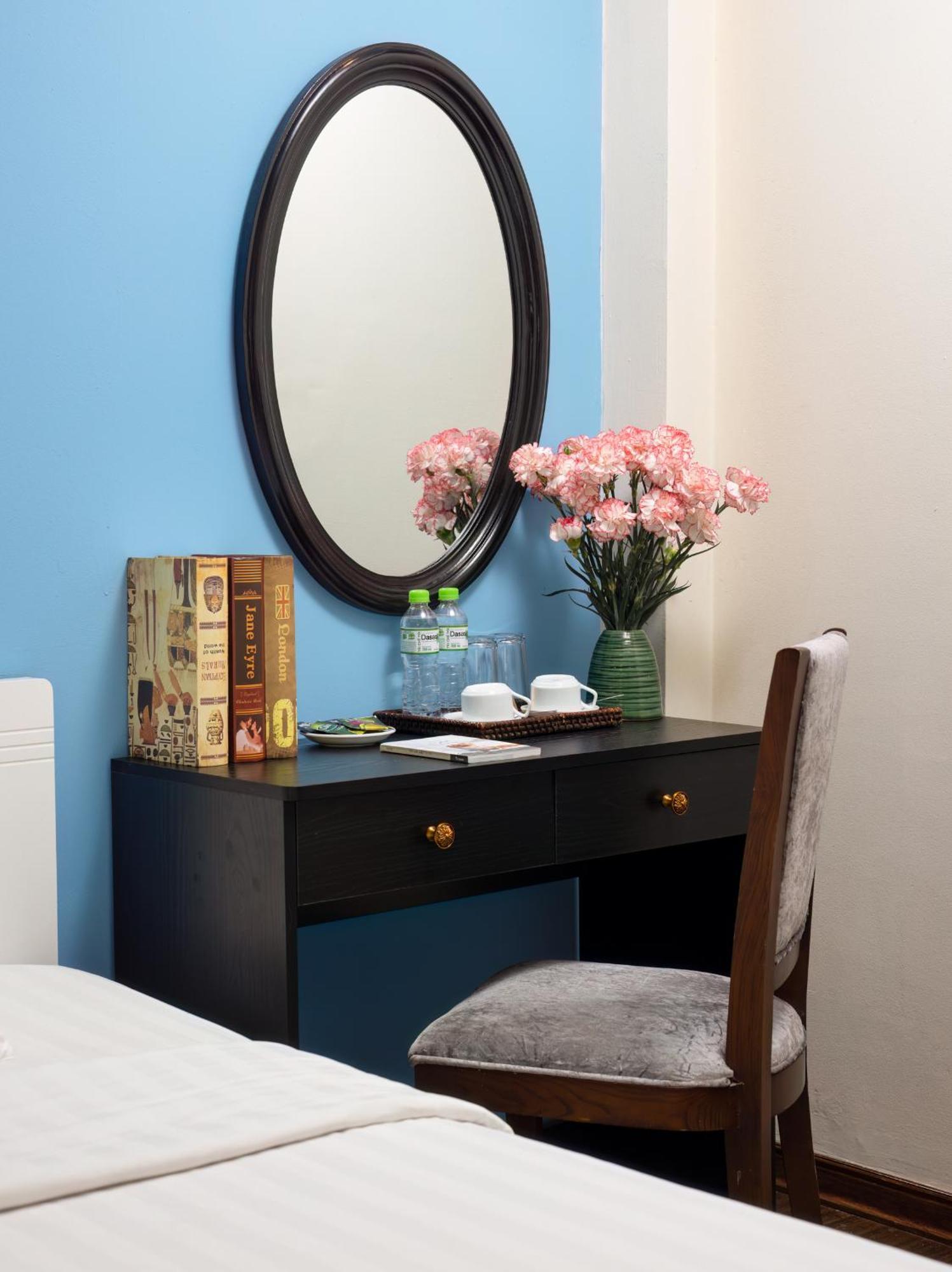 Mai Charming Hotel And Spa Hanoi Exterior photo